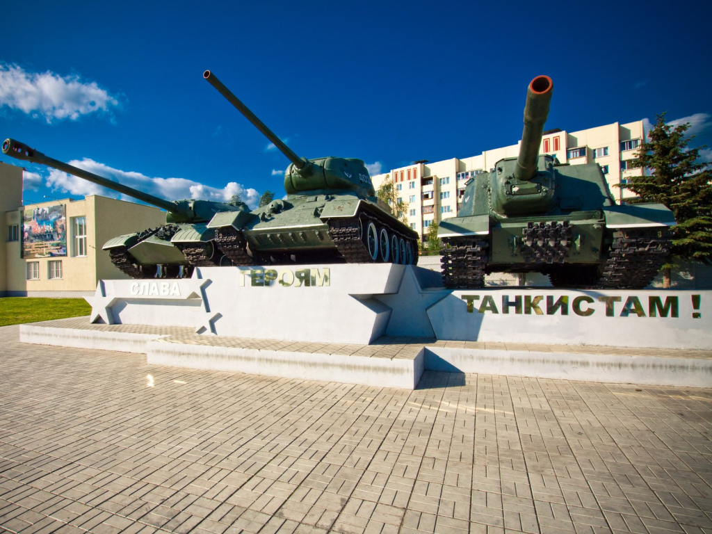 В Наро-Фоминске очистили от краски монумент героя Советского Союза Василия Пешехонова
