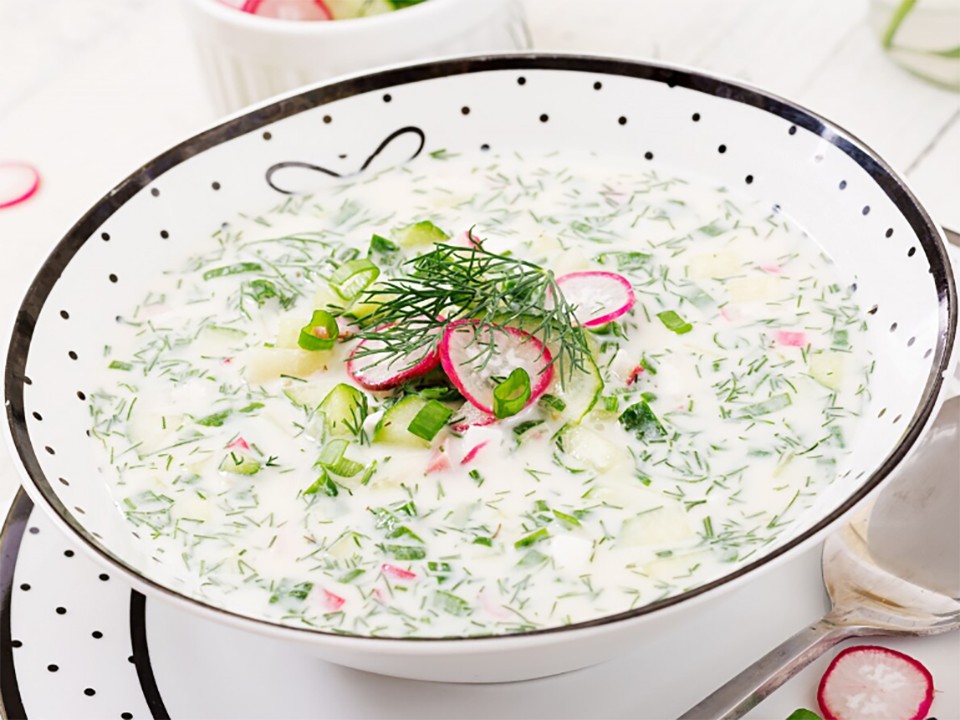Летнее наслаждение: топ-10 самых вкусных рецептов окрошки