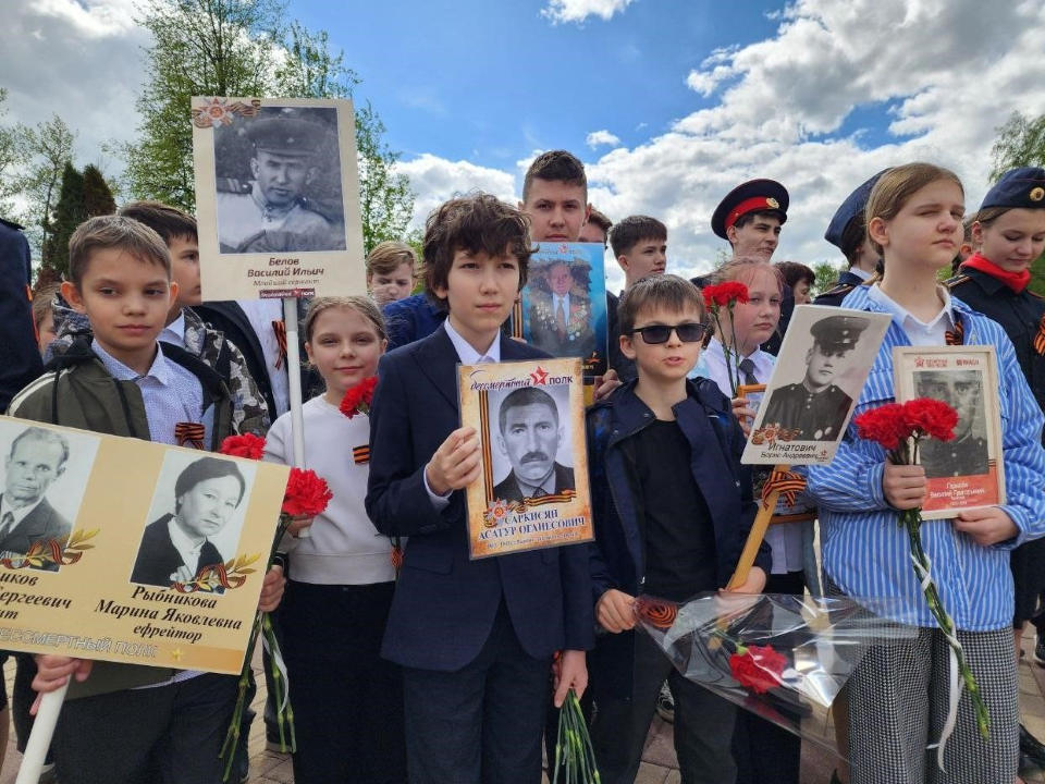 Фото «Бессмертного полка» в День Победы покажут на главной площади Чехова