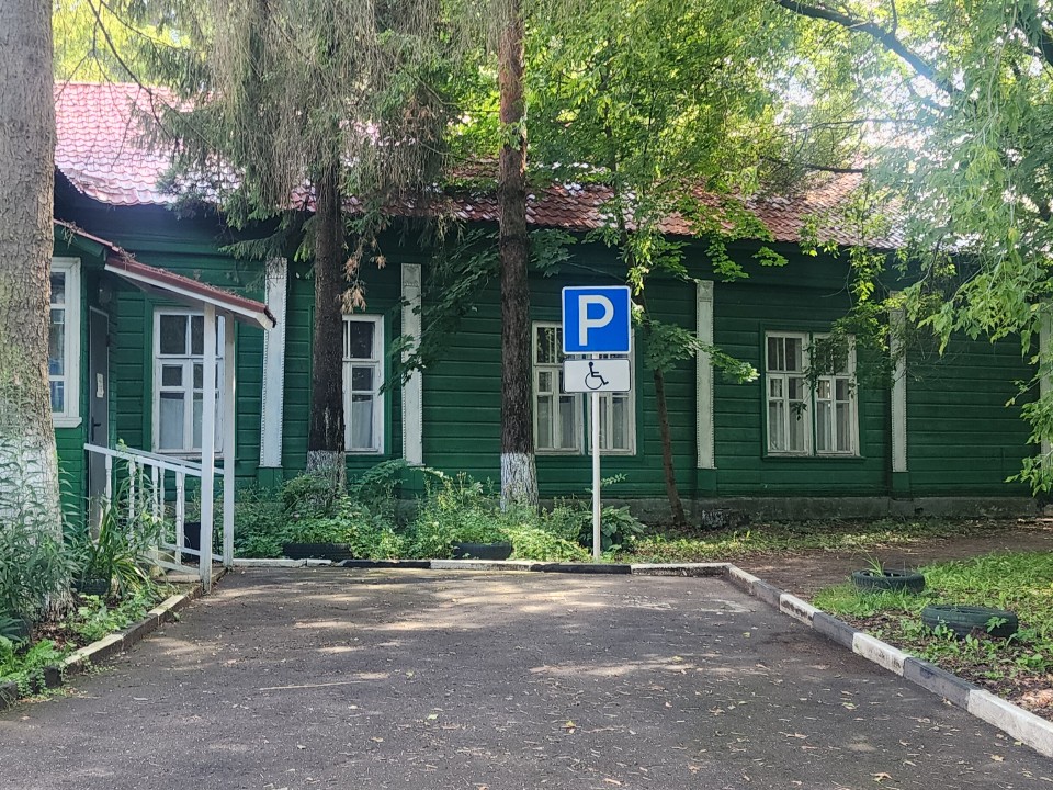 В здании бывшей больницы, где работал Чехов, после пожара организуют охрану