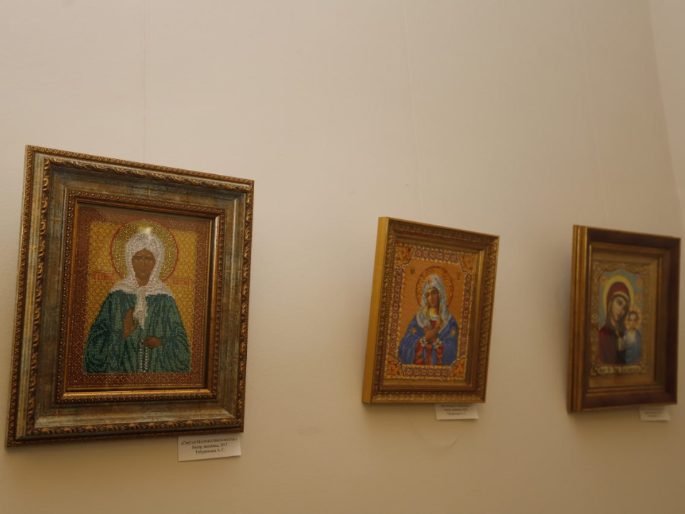 Выставка икон, вышитых ветераном Великой Отечественной войны, открылась во Фрязине