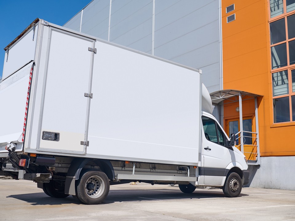 Тайм-слоты для грузовиков внедрили в Шолохово, чтобы избежать стихийной стоянки