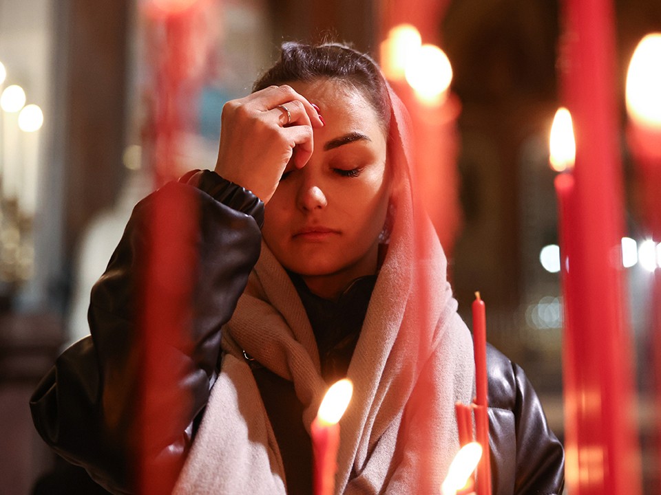 Какой сегодня праздник по церковному календарю: запреты, приметы и традиции