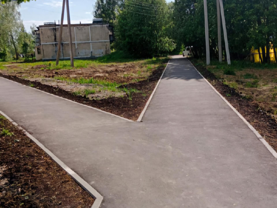 В деревне Павлищево обустроили две новые «народные тропы»