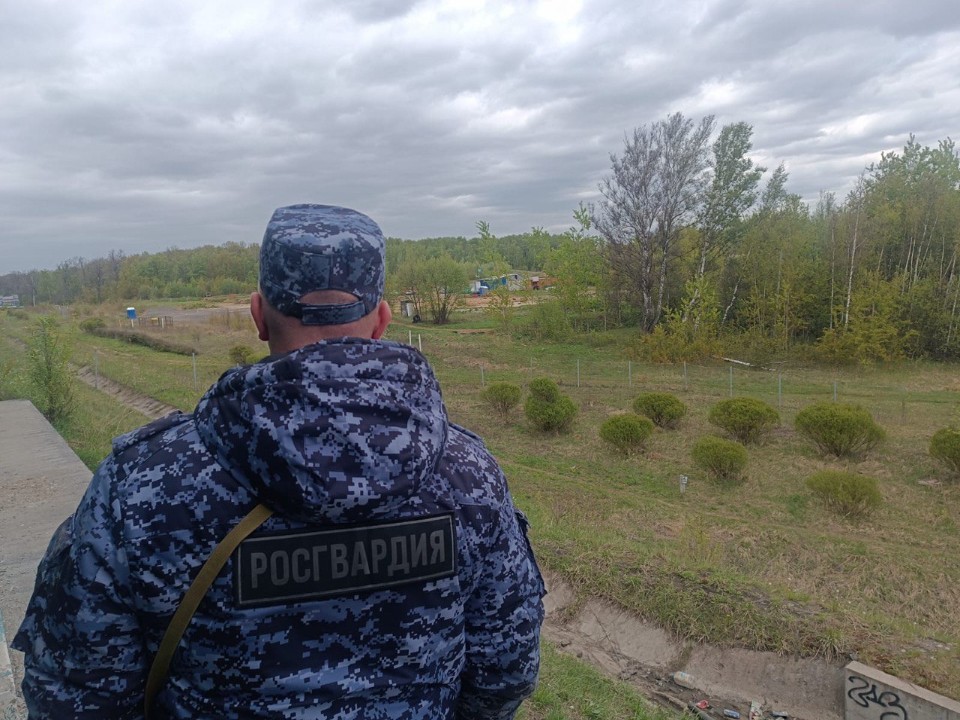 Химкинские росгвардейцы обеспечили безопасность иностранных делегаций возле Шереметьево