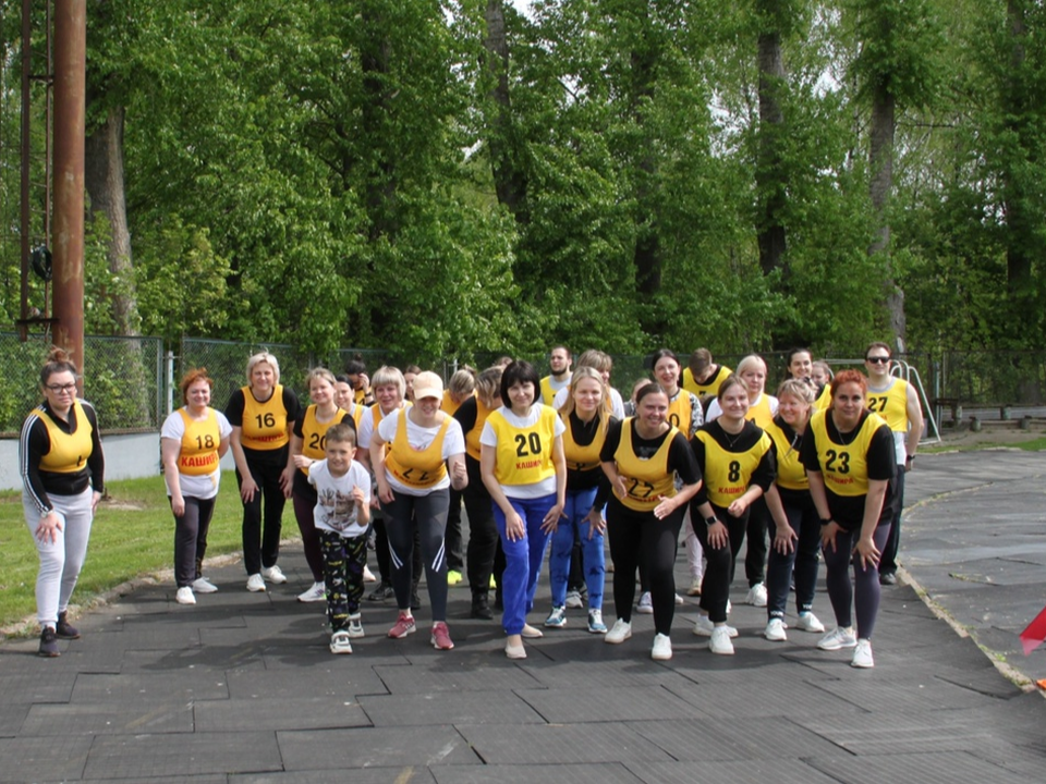 Около сотни каширских педагогов поддержало спортивные традиции, сдав нормы ГТО