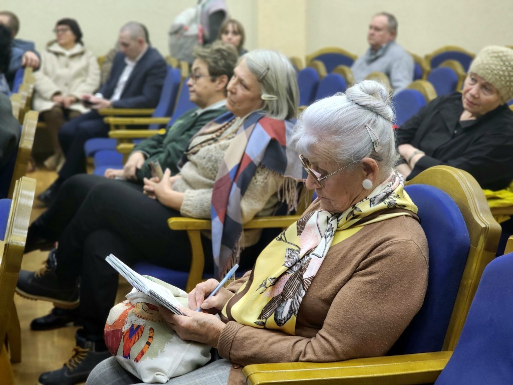Жители Лыктарина смогут задать вопросы о ЖКХ на муниципальном форуме 22 мая