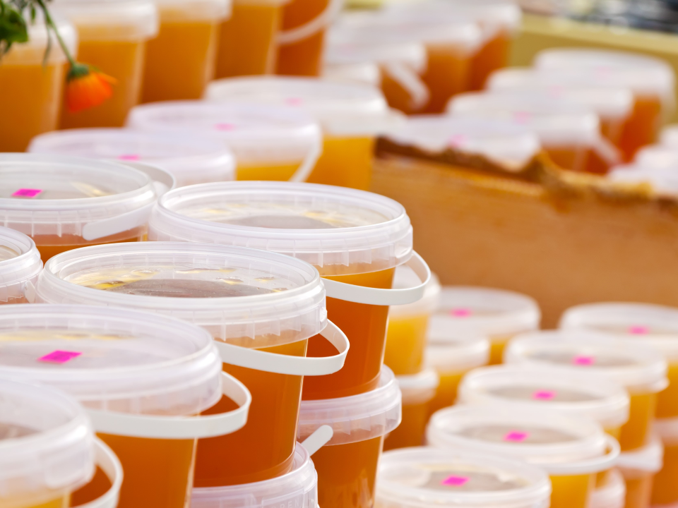 Фермерские продукты и товары для дома можно найти на ярмарке в Чехове