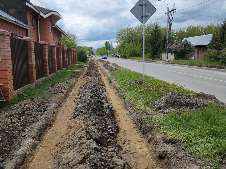 На Подольской обновляют бордюры и построят новый тротуар