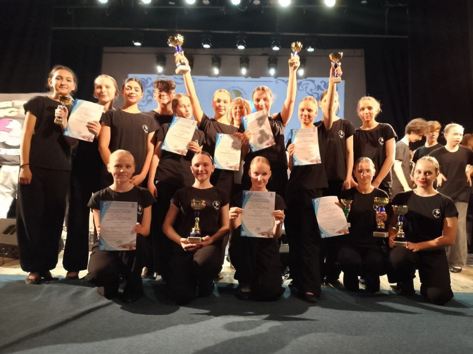 Коллектив танцоров из Чехова собрал награды конкурса «Жемчужина Карелии»