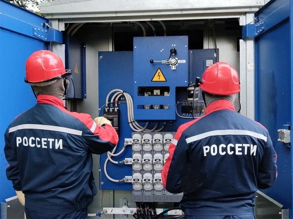 Энергетики перешли на резервные мощности для освещения Подмосковья из-за непогоды