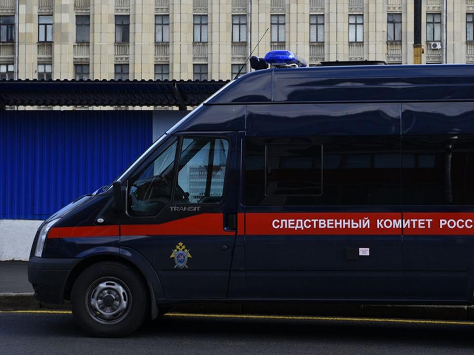Следователи начали проверку после сообщений жителей о загрязнении реки Мята в Одинцове