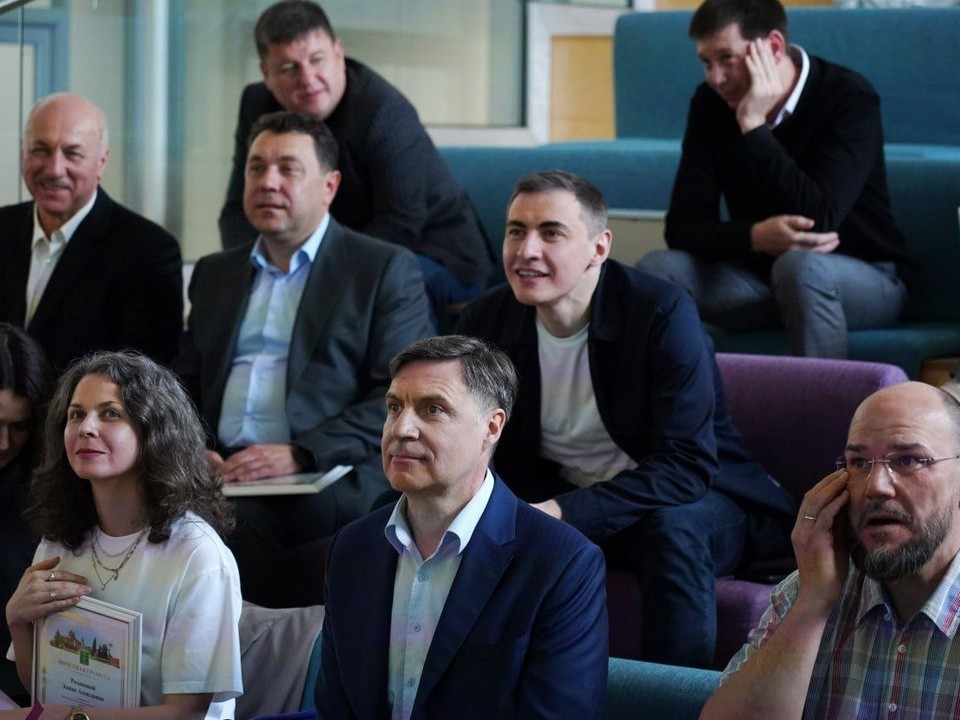 Бизнесменам Котельников вручили памятные награды в День предпринимателя