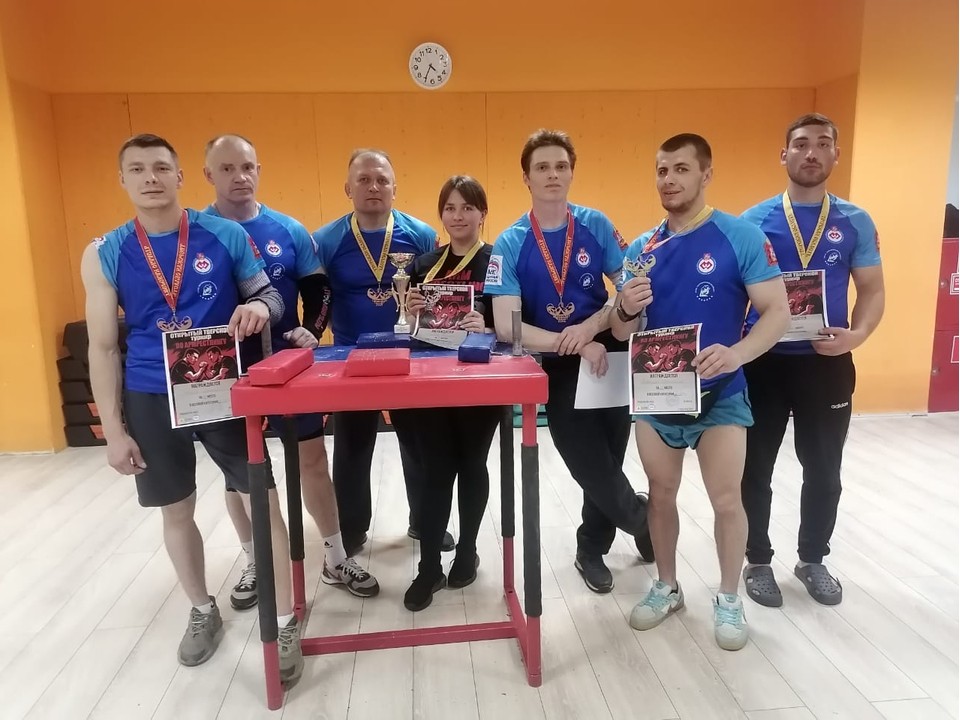 Армрестлеры Лотошина стали лучшими среди спортсменов Подмосковья