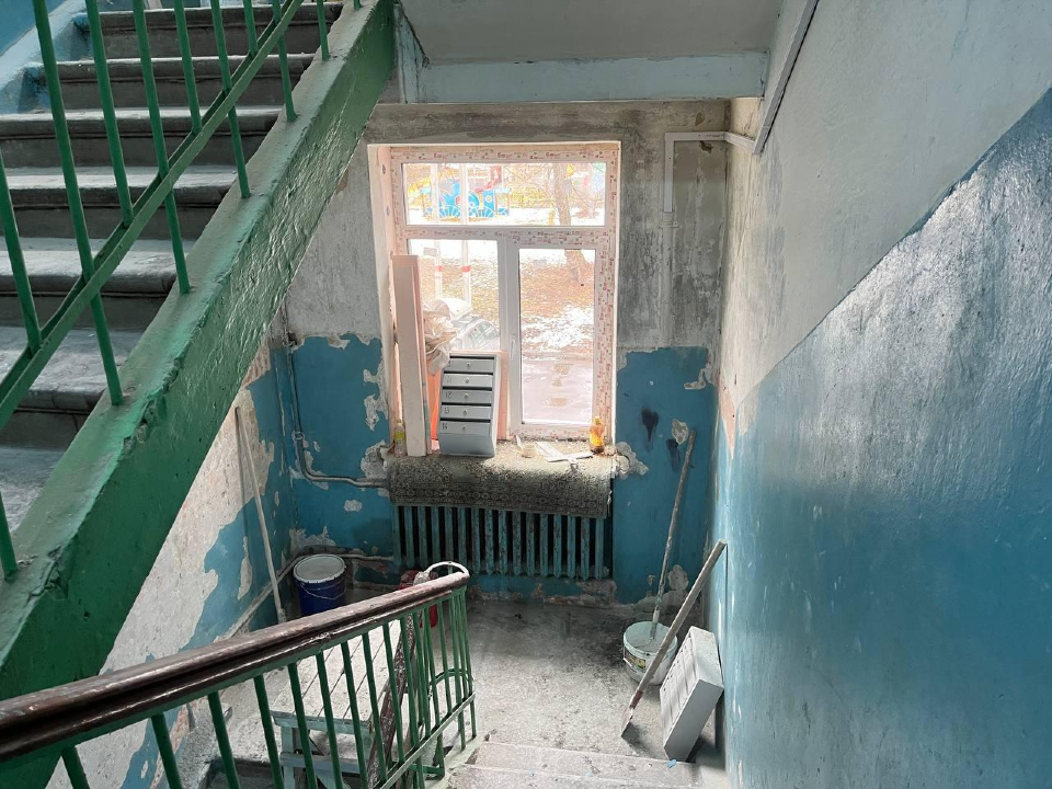 В Электростали привели в порядок почти половину подъездов, подлежащих ремонту