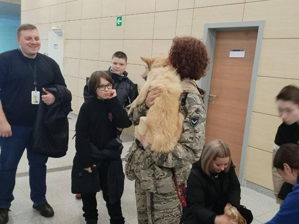 Домодедовские подростки узнали, как работает один из крупнейших аэропортов страны