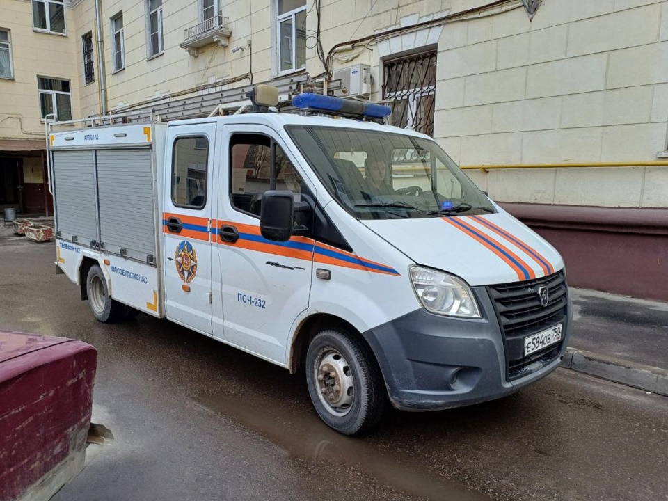 В Котельниках спасатели пришли на помощь обездвиженной пенсионерке