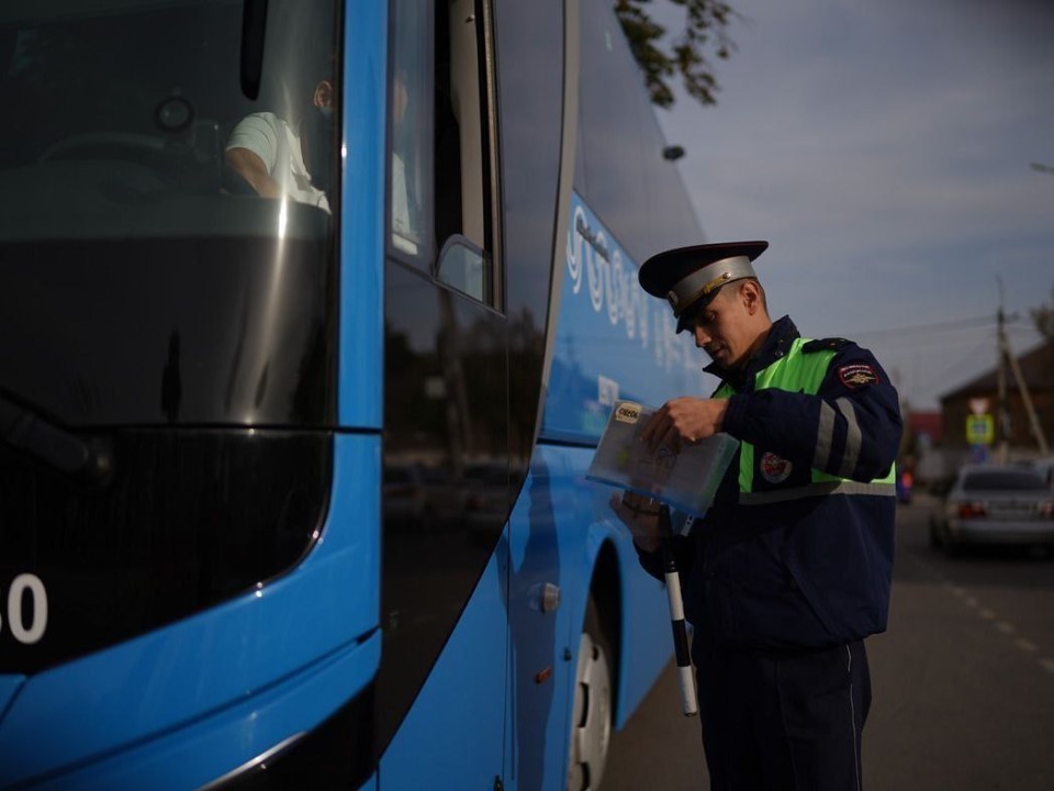 Автоинспекторы Лотошина проверят, как отдыхают водители автобусов