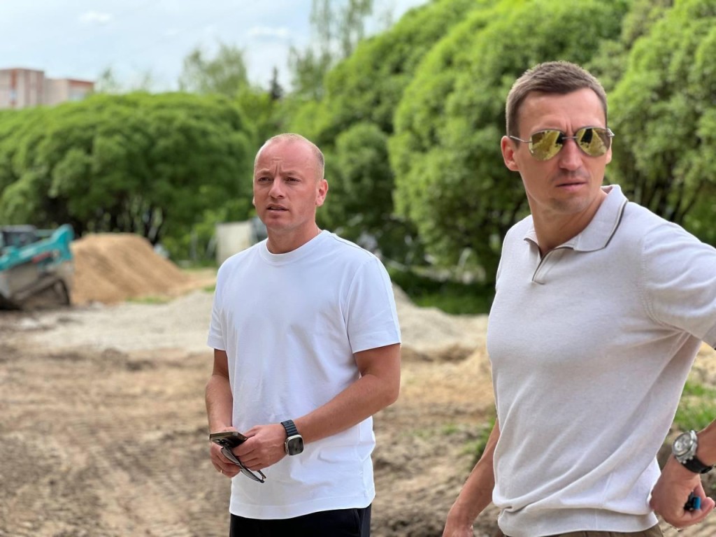 Депутаты Пушкино проконтролировали благоустройство «Банного леса» в Красноармейске