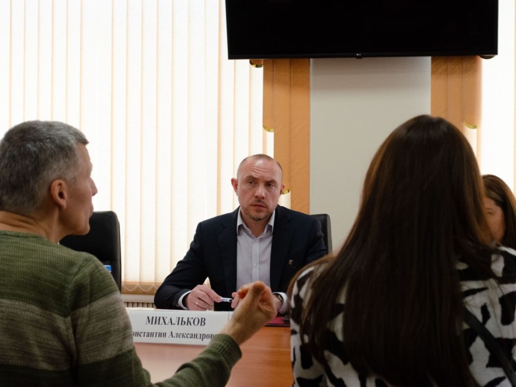 Власти Солнечногорска обсудили с жителями вопросы предоставления земель и благоустройства