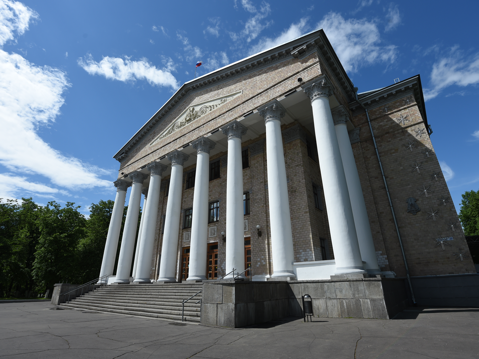 В библиотеке Дворца культуры вспомнят одного из самых значимых поэтов XX века