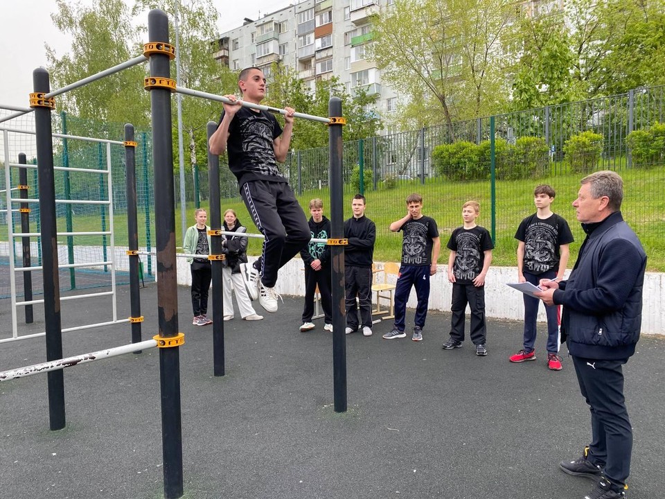 Лыткаринские школьники сразились в силе и выносливости