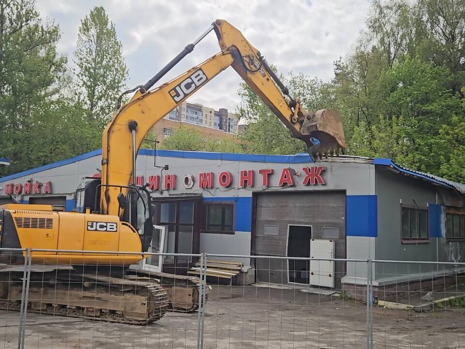 В Балашихе снесли незаконные кафе, магазин, автомойку и шиномонтаж