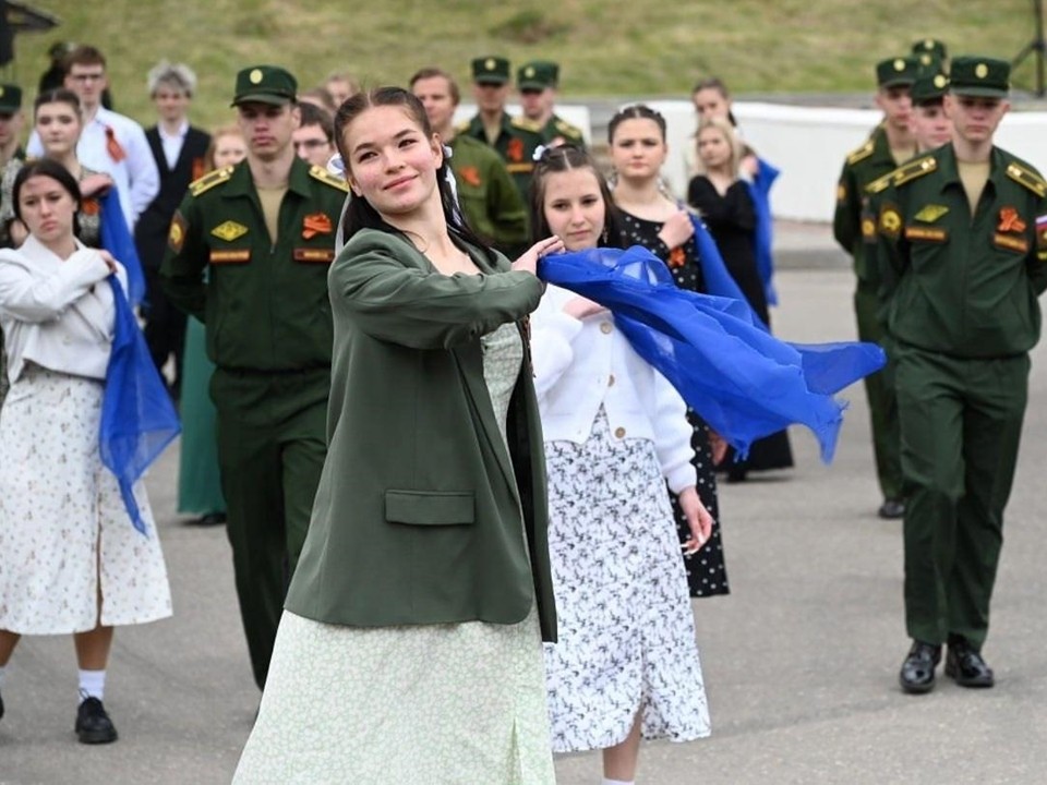 «Синий платочек» станцевали в Серпухове