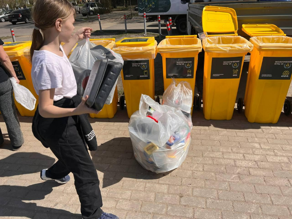 Экомобиль поможет химчанам сдать пластиковые отходы и получить за это бонусы