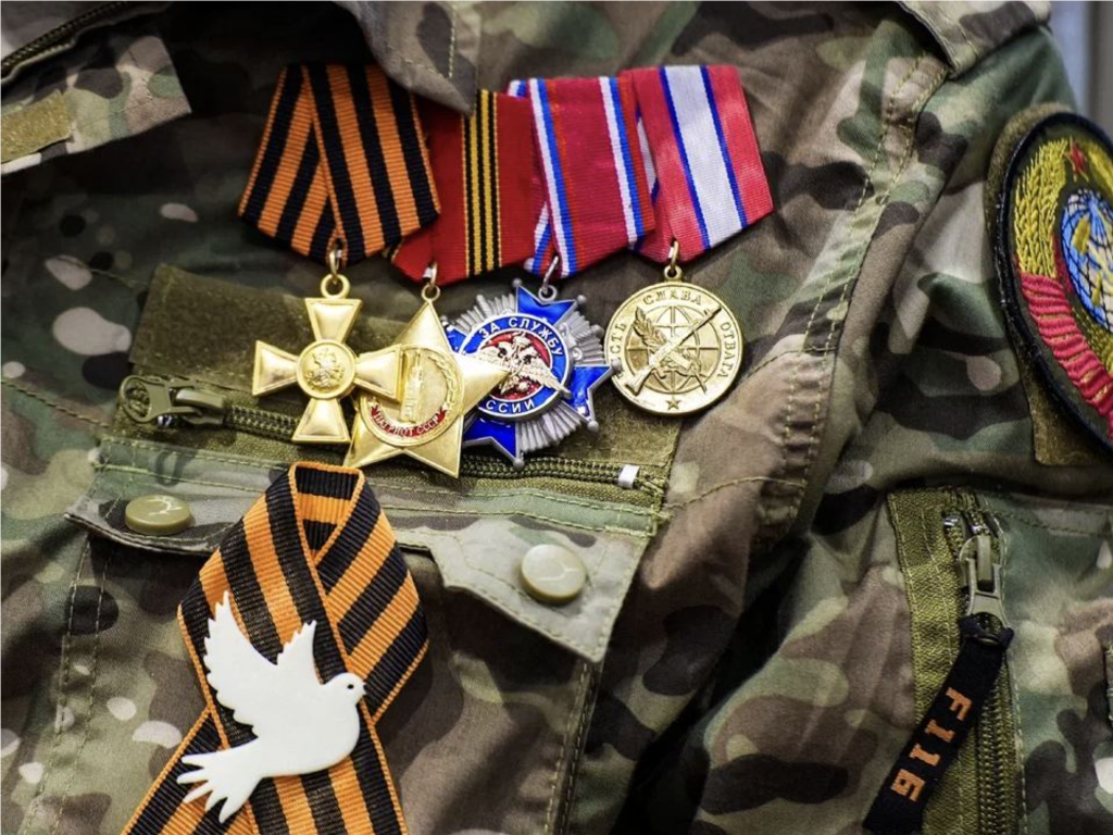Заключившим контракт от Подмосковья военнослужащим напомнили о мерах поддержки