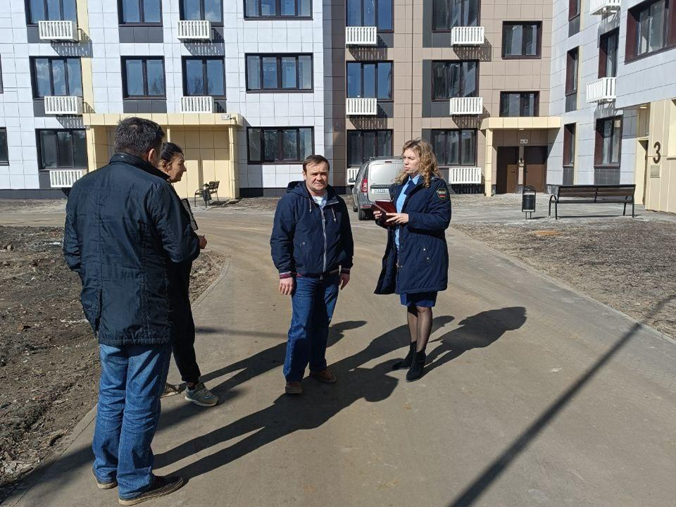Прокуратура проверила строительство домов для переселенцев из аварийного жилья в Шатуре