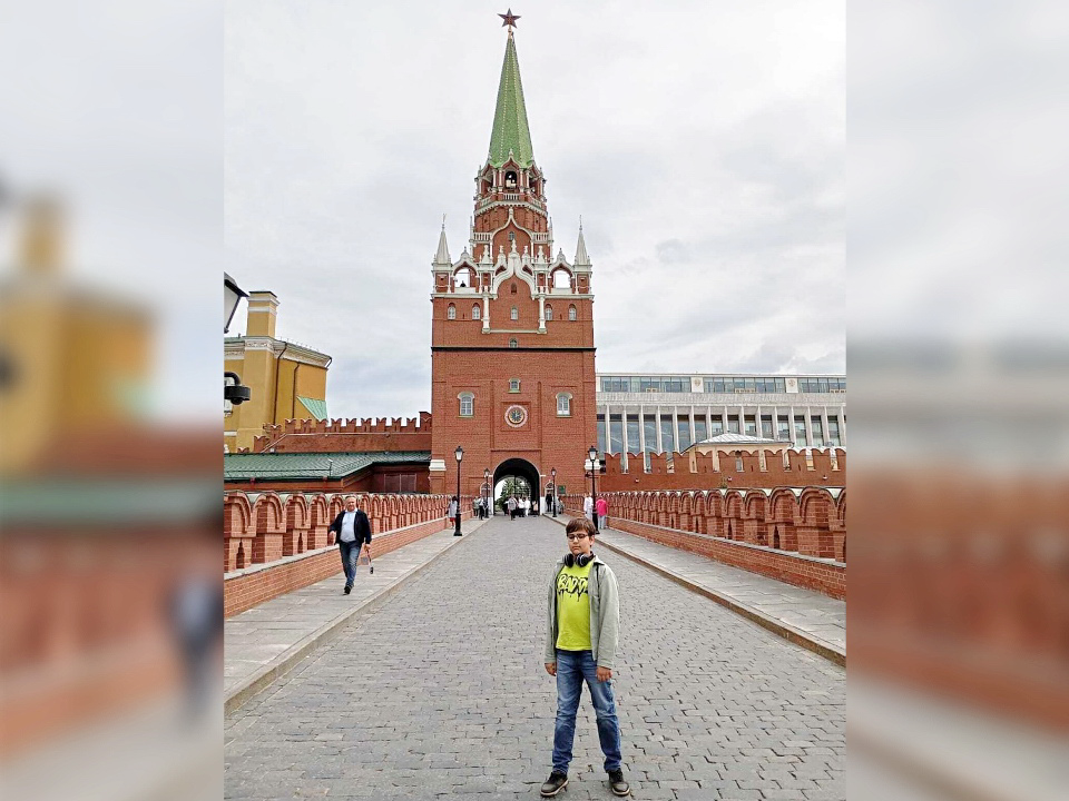 Школьник из Ногинска впервые спел на концерте в Кремле