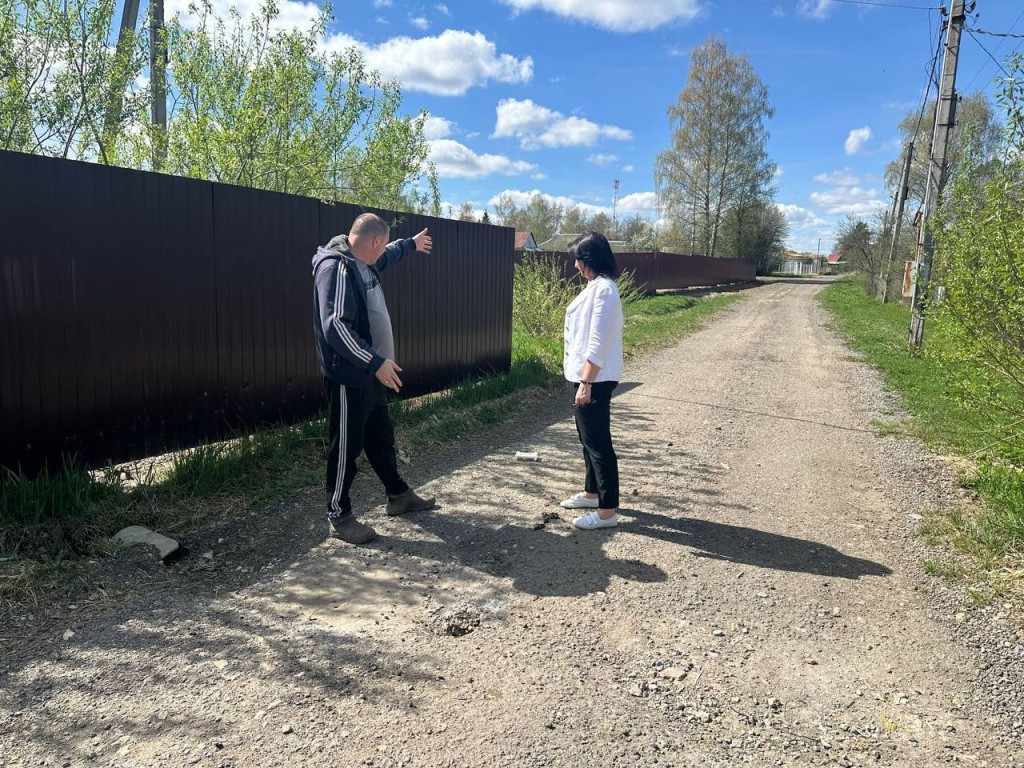 Шаховчане вместе с чиновниками проверят уборку улиц в двух деревнях