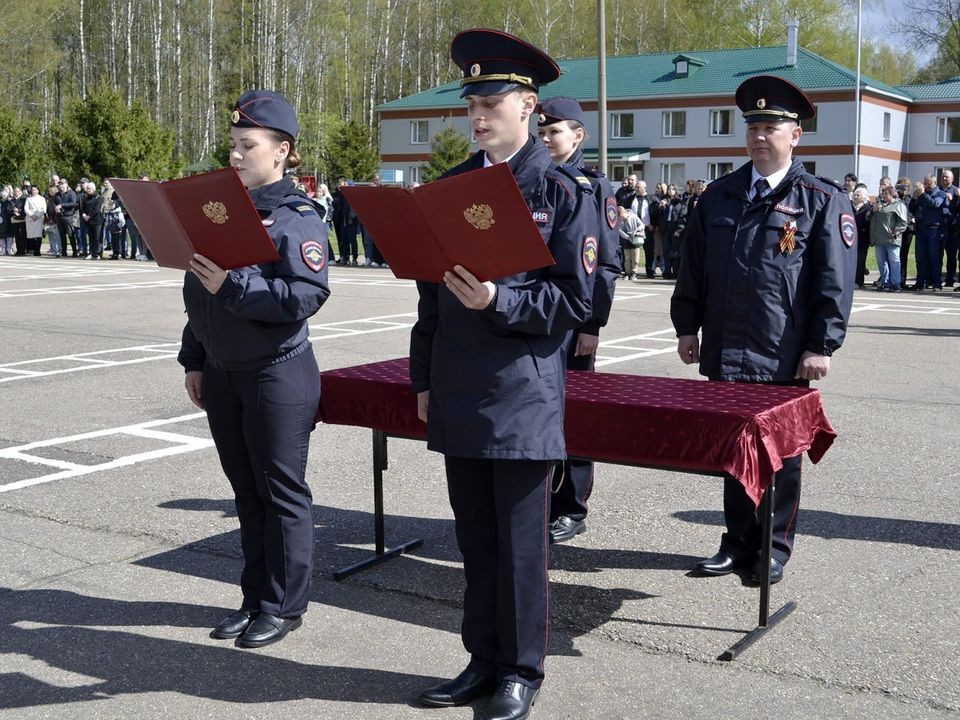 В Рузе приняли присягу новые сотрудники полиции