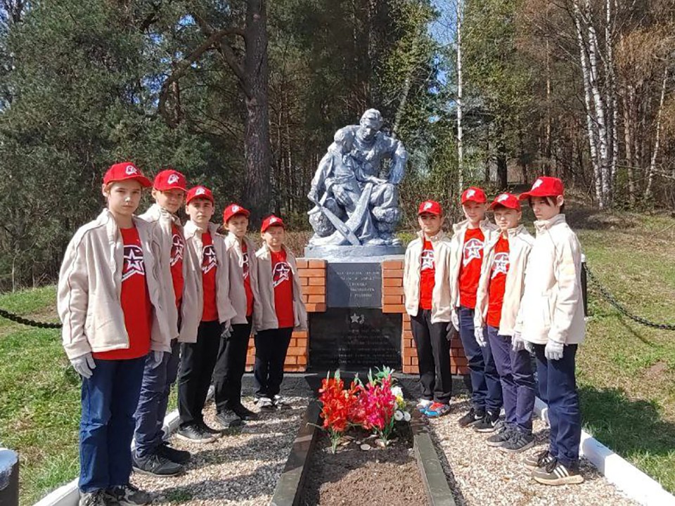 Акция «Вахта памяти» в честь героев ВОВ стартовала в школах округа