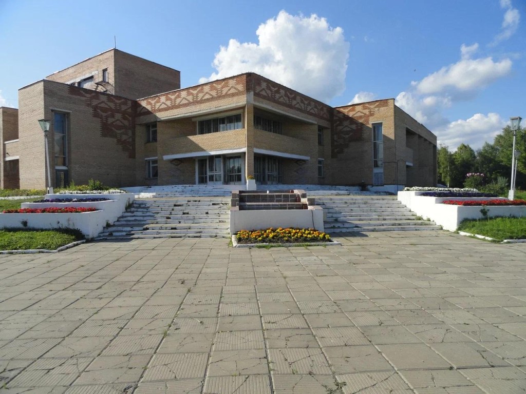 В селе Дмитровский погост отремонтируют здание Коробовского дома культуры