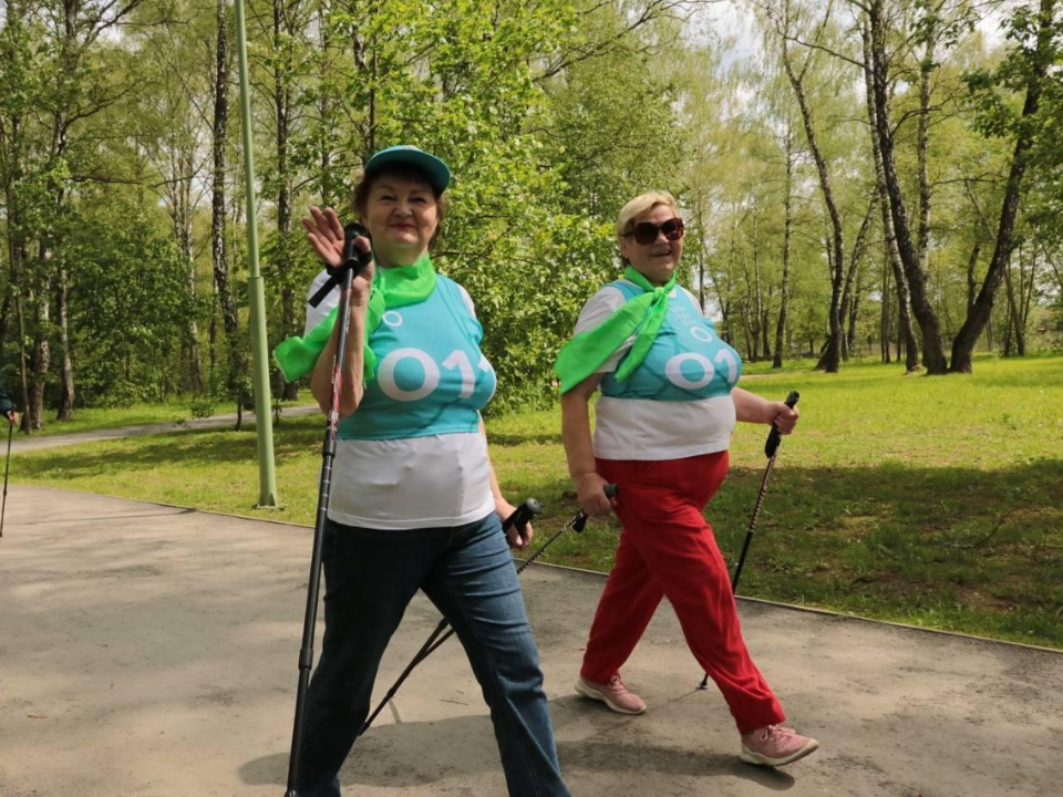 В Домодедово прошел марафон скандинавской ходьбы для «Активного долголетия»