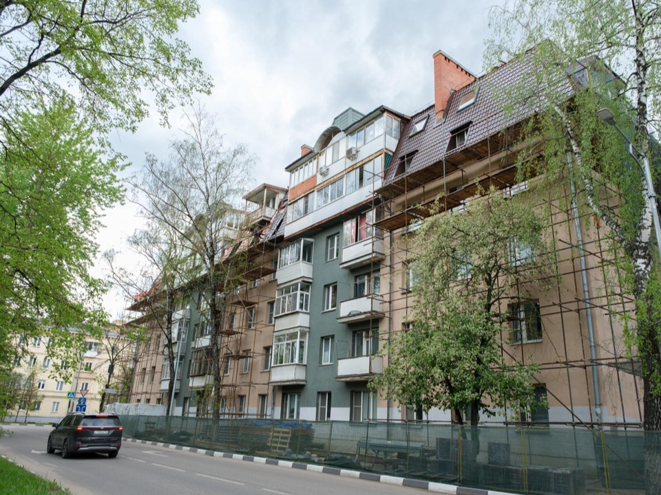 В Лыткарине начали капитальный ремонт дома на Октябрьской улице