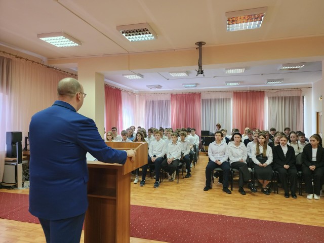 Прокурор предупредил егорьевских школьников об опасностях в интернете