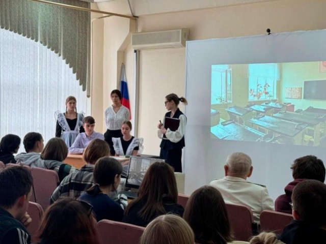 «Завтра была война»: постановка в колледже Сергиево-Посада соединила поколения