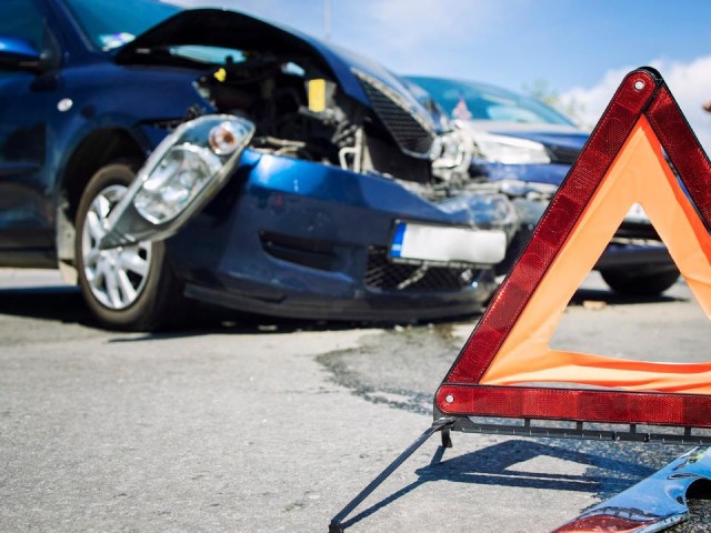 Водитель легкового автомобиля погиб в столкновении с автобусом на трассе М3 в Наро-Фоминске