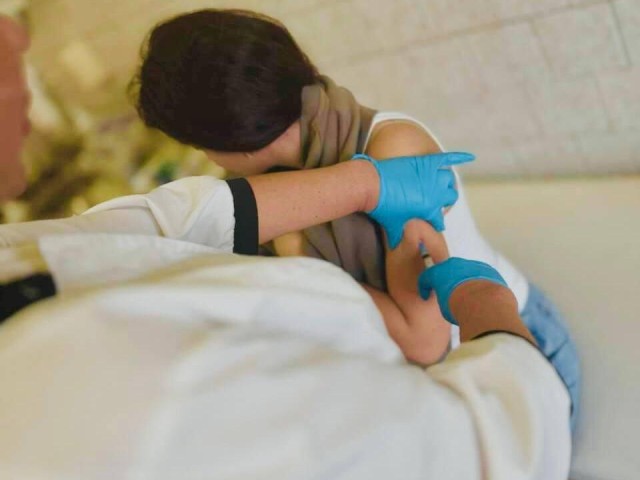 Врачи поликлиники в Котельниках провели вакцинацию девочек-подростков против ВПЧ