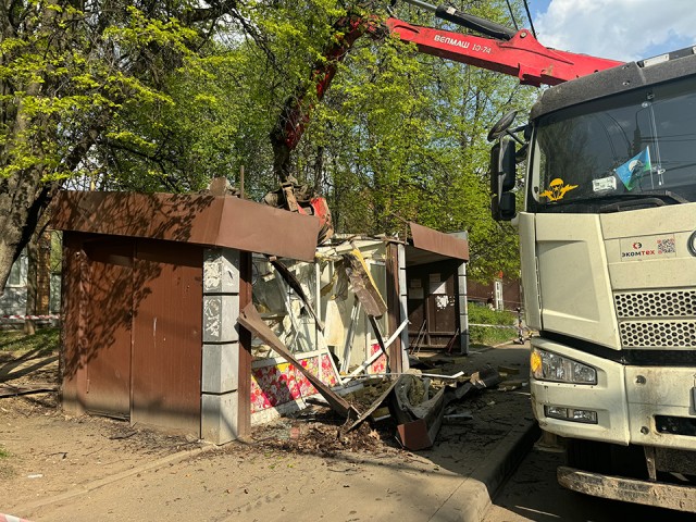 Раздражающий своим запахом ларек на Интернациональной снесли в Шатуре
