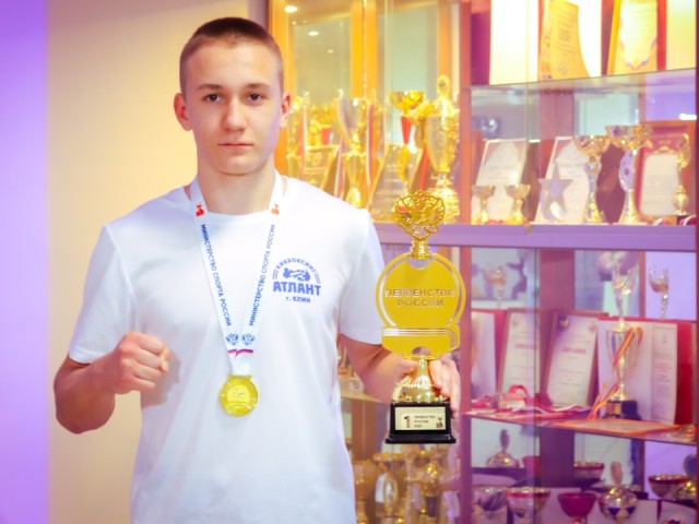 Клинский кикбоксер стал двукратным чемпионом России