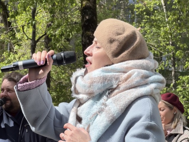 В Волоколамске споют песни о войне под открытым небом