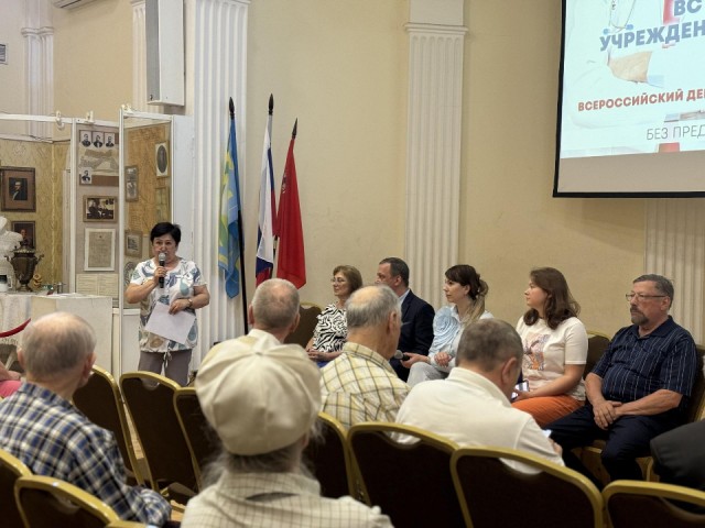 Капремонт и новые услуги: медики ответили на вопросы жителей Видного
