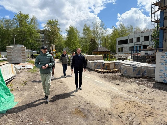 Подрядчика призвали увеличить штат специалистов, которые ремонтируют детсад