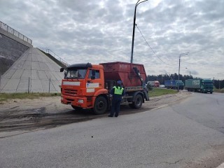 В Щелкове и Волоколамске задержали нарушителей при перевозке строительного мусора