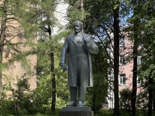 Сквер на улице Крупешина в Балашихе готовят к обновлению