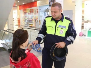 Светоотражатели и внимательность: детям из Воскресенска рассказали, как обезопасить себя на дороге